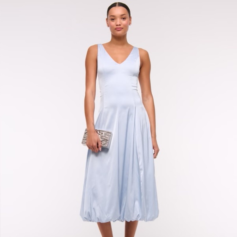 NWT Abercrombie & Fitch Pale Blue V-Neck Midi Dress
